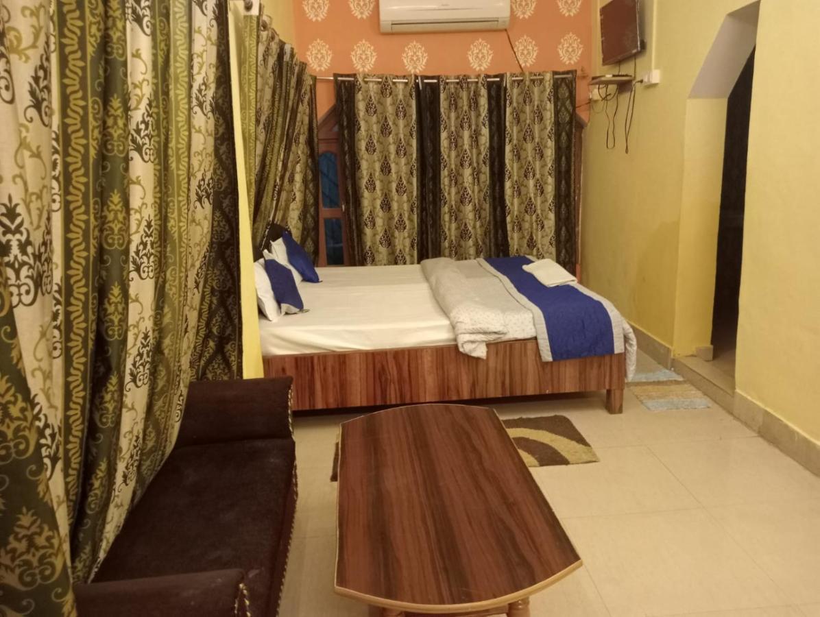 Gangotri Inn Varanasi Exterior photo